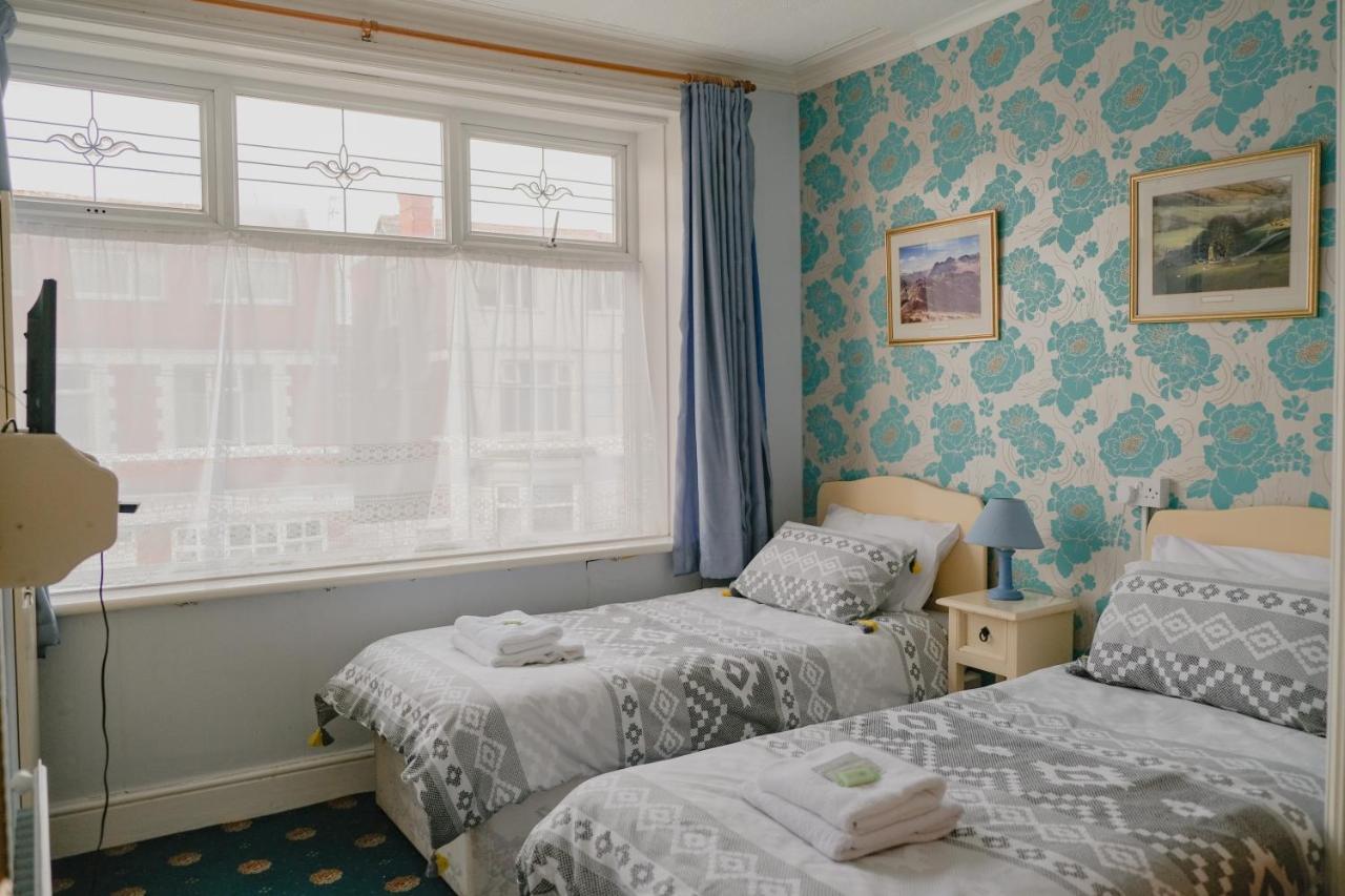 The Glen Stuart Hotel Blackpool Ngoại thất bức ảnh
